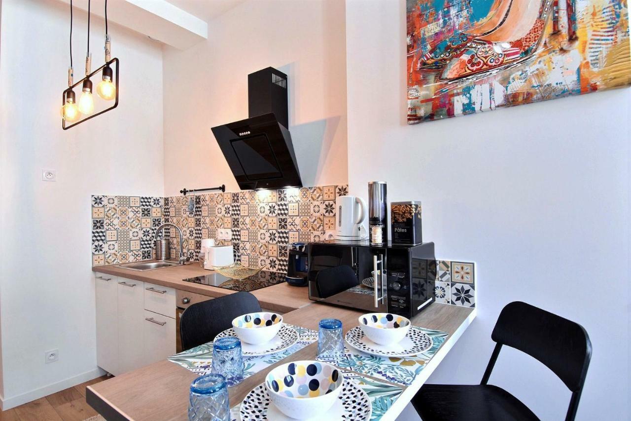 Appartement Neuf Hyper Centre _ Saint Ferreol Marseille Exteriör bild